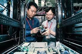 Data Center Accelerator Market