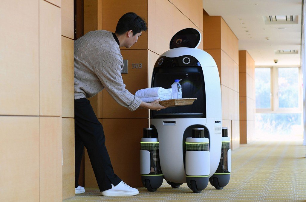 Service Robotics Market